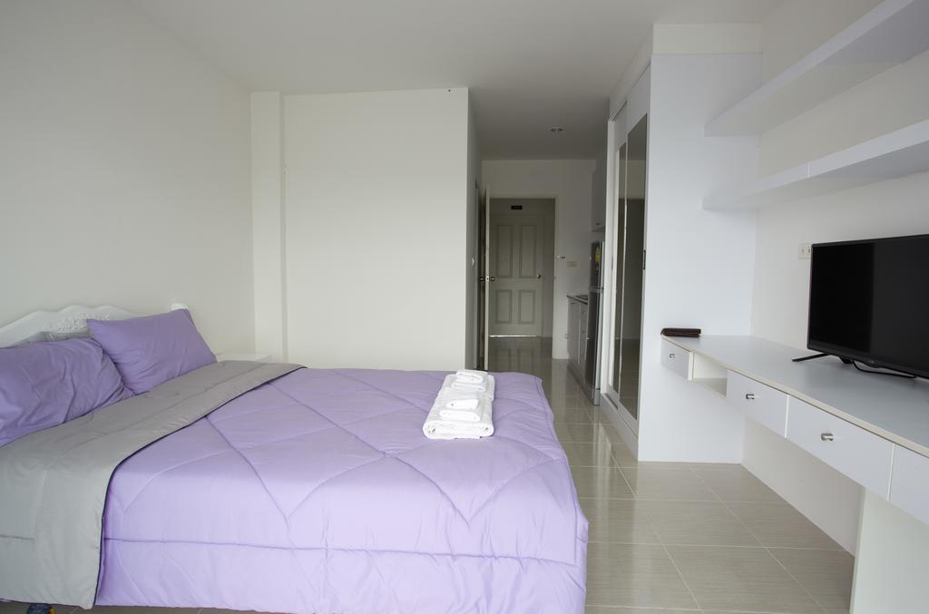 Ratchy Condo Bang Sare Room photo